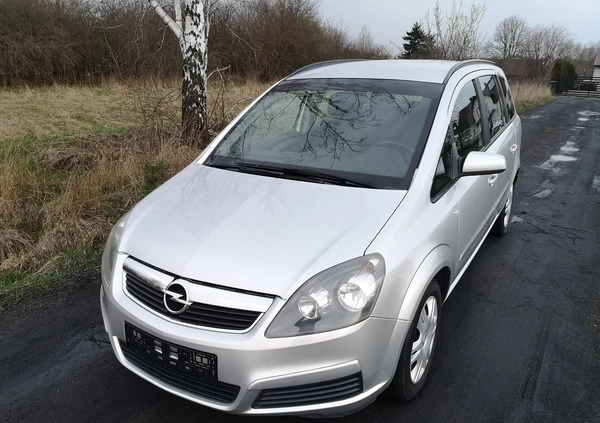 Opel Zafira cena 13900 przebieg: 243000, rok produkcji 2007 z Ryki małe 781